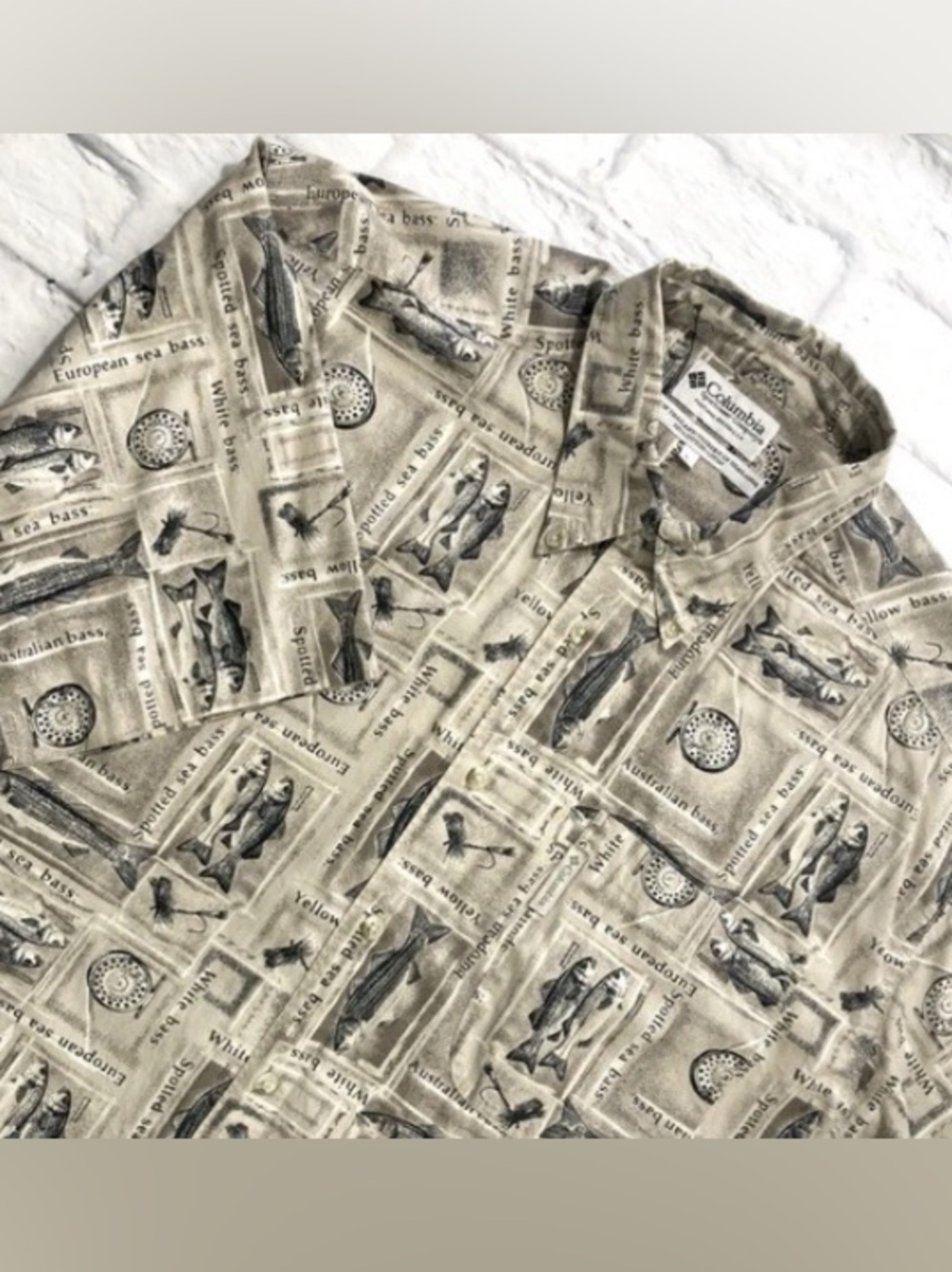 Columbia Shirt Mens Large Bass Reel All Over Print Short Sleeve Vintage Y2K